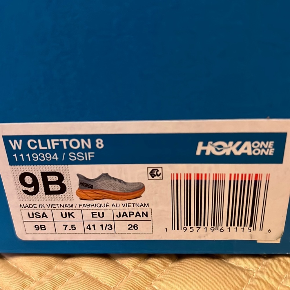 Ladies Hoka Size 9 light blue orange sole